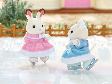 Sylvanian Families     .5258  3 